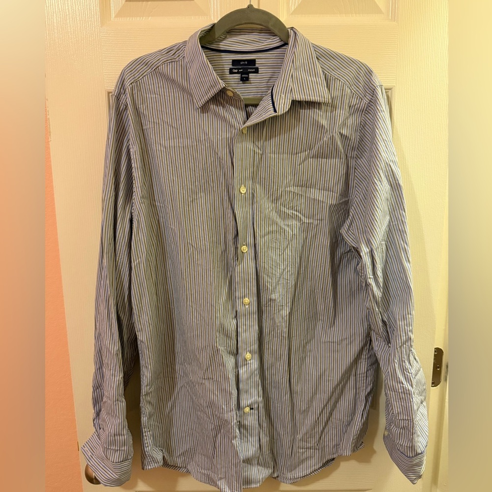 GAP Men's Blue/Green/White Striped Button Down
